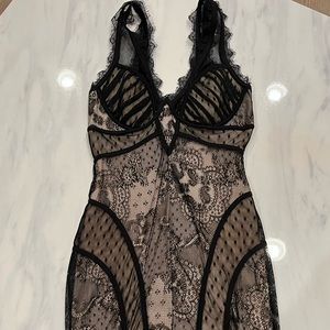 Bebe dress lace black